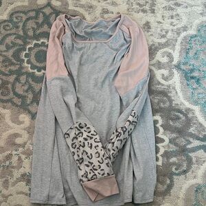 Stylish Two-Tone Long Sleeve Top
